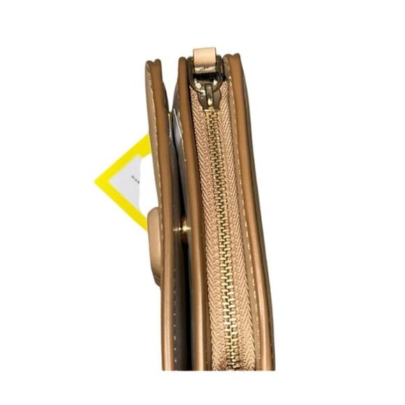 Marc Jacobs Tan Leather Wallet NWT - Picture 7 of 8